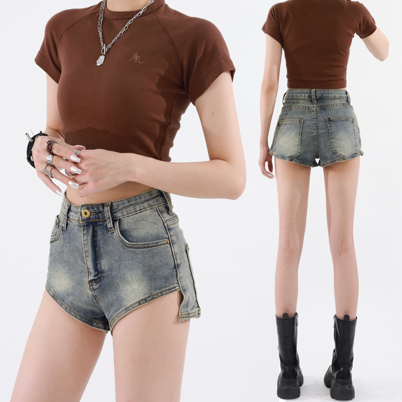 Hot girl slim hip-packing denim shorts for women in spring and summer new high-waisted slimming meat-covering commuting a-line denim hot pants