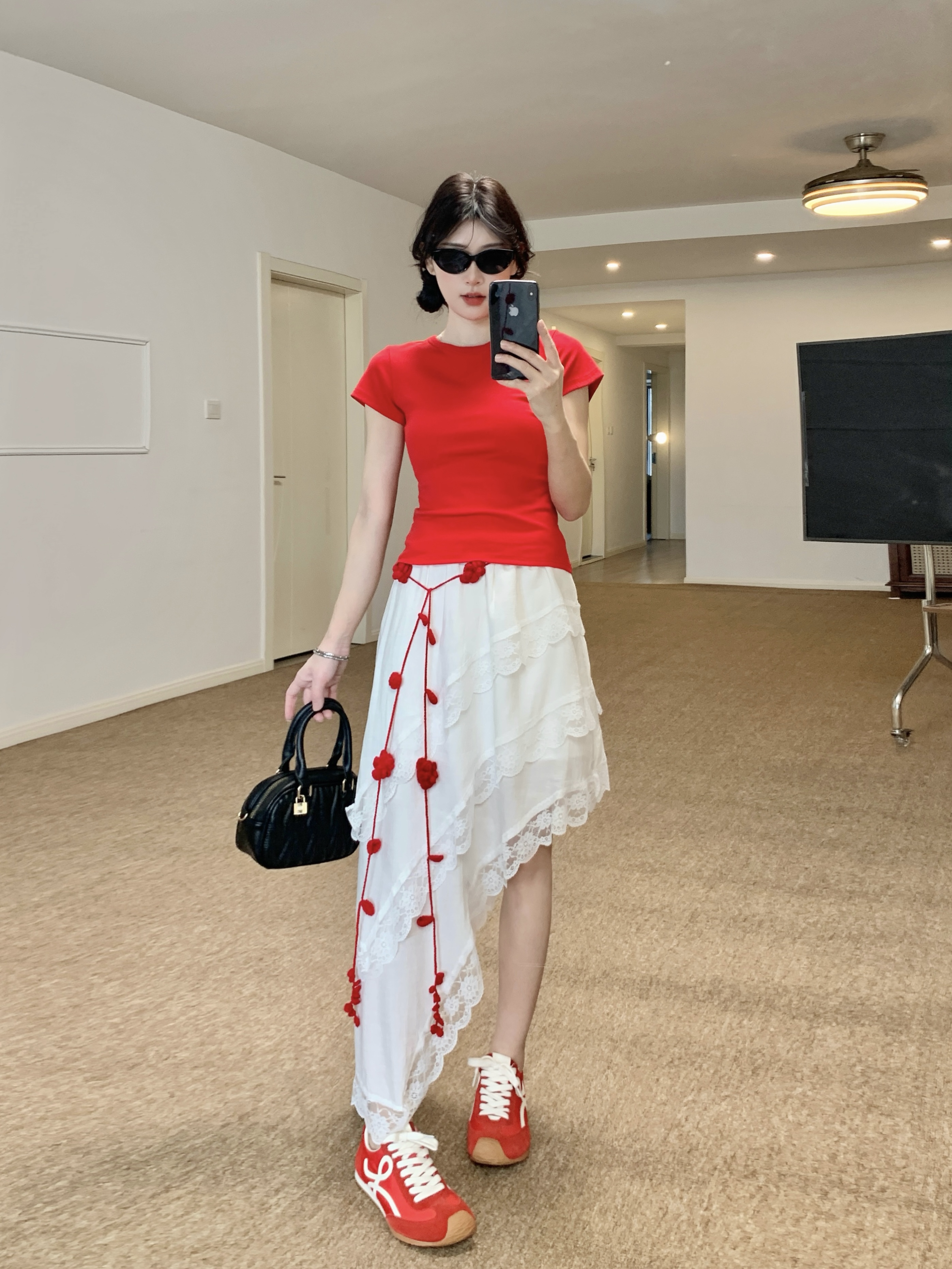 Real shot~ Summer solid color versatile short-sleeved T-shirt top + two-piece skirt set for those with poor design