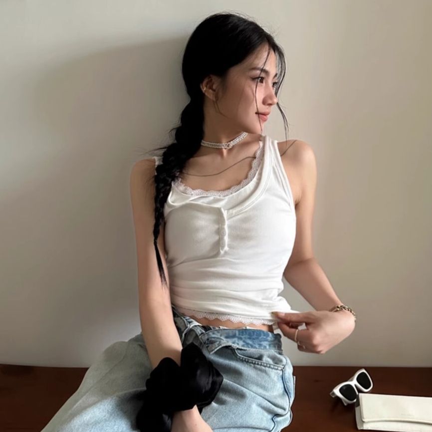 Lace lace fake two-piece I-shaped vest for women in summer new slim fit and sexy hot girl short top trendy