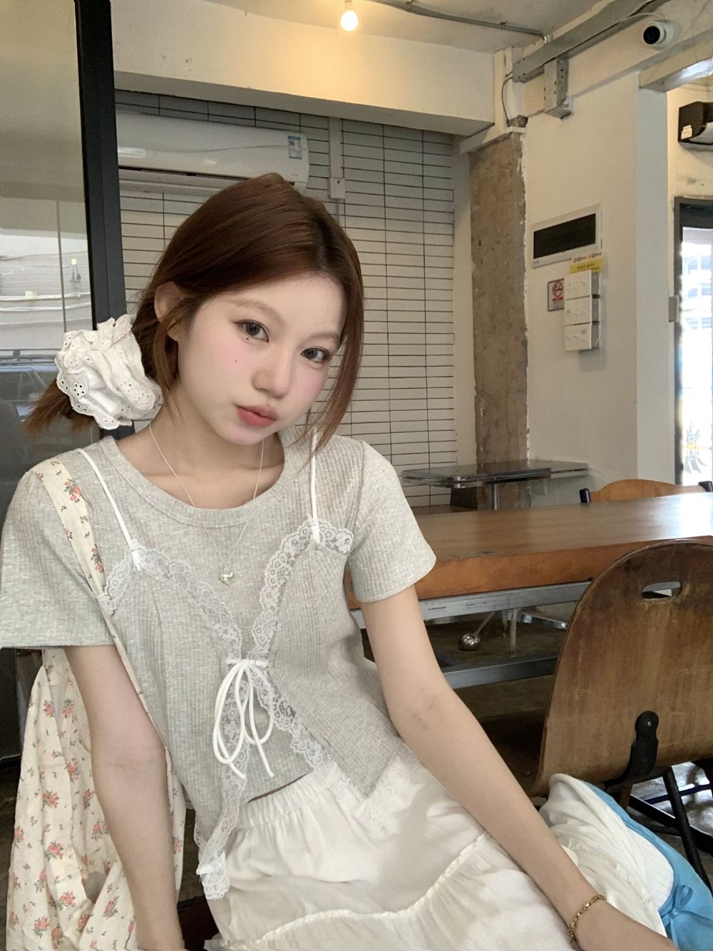 Real photo of design-sensing short-sleeved T-shirt suspender real two-piece suit for women slim-fitting slim T-shirt layered short top