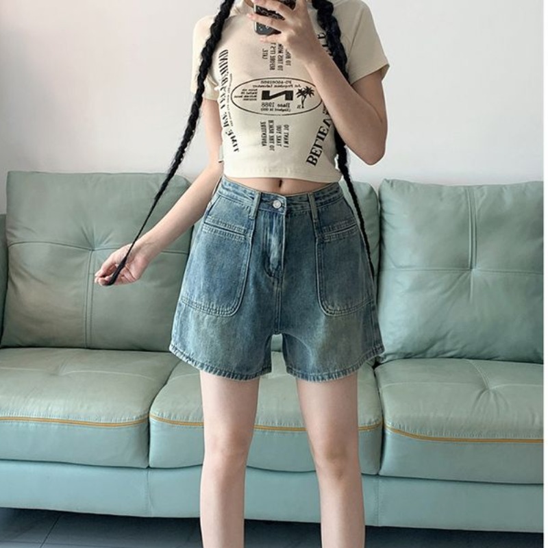 New spring and summer commuting personality design high waist straight jeans shorts women's wide-leg A-line cover meat jeans hot pants