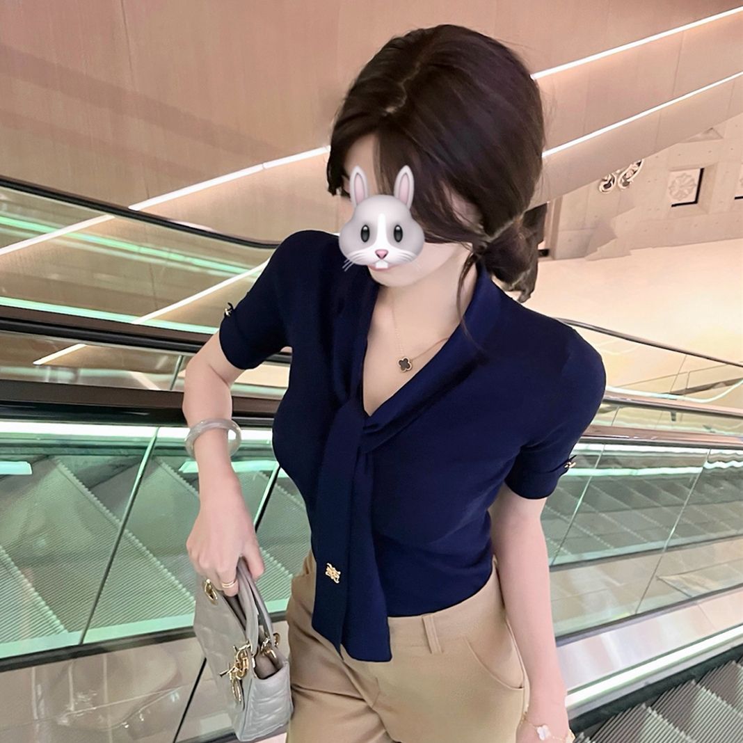 CCZEE Original Oxygen Cool Summer Ice Silk Short Sleeve T-shirt for Women in Summer Streaming Design Niche Light and Slim Top