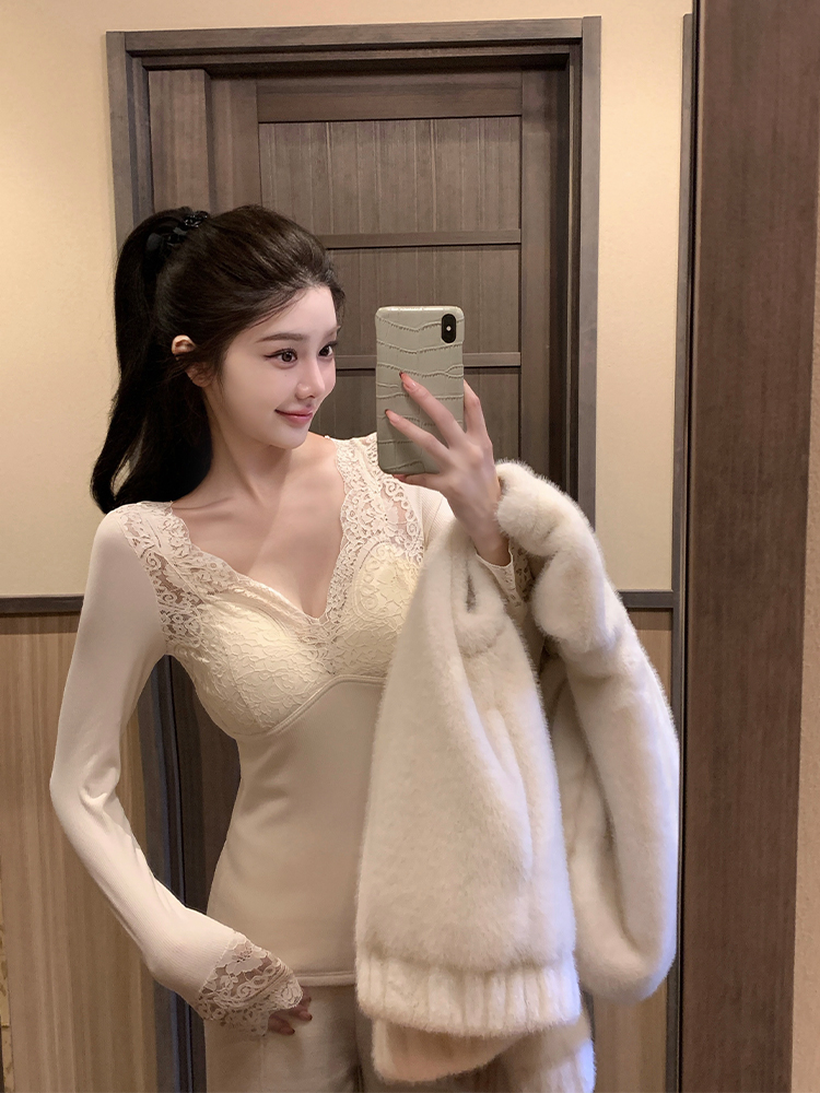 Korean cotton sexy hot girl lace spliced ​​V-neck spliced ​​with chest pad long sleeve top slim fit base shirt