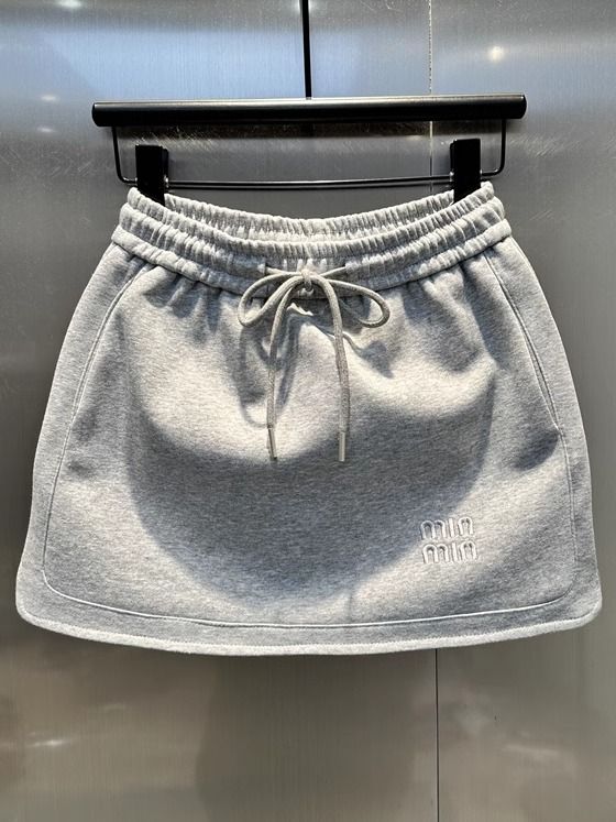 New 2025 Spring Tight Waist Light Gray Sexy Spice A-line Sporty Mini Skirt with Letter Embroidery Trendy for Petite Women