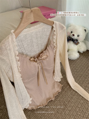 Real-life 25-year new American retro ballet style V-neck suspender vest black ear slim bodysuit