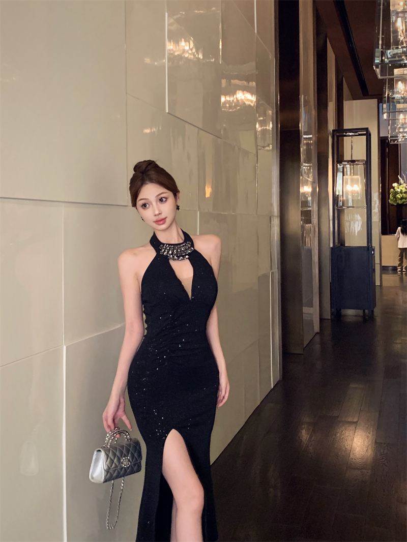 Real shot of black glittery temperament with rhinestone neck halter dress sexy backless slit long dress