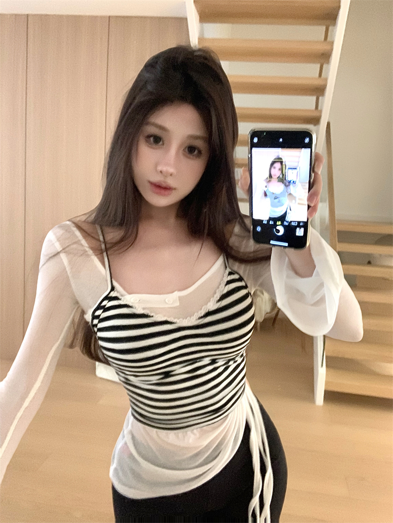 Real shot of pure hot girl thin perspective long-sleeved T-shirt for women's striped suspender vest two-piece set