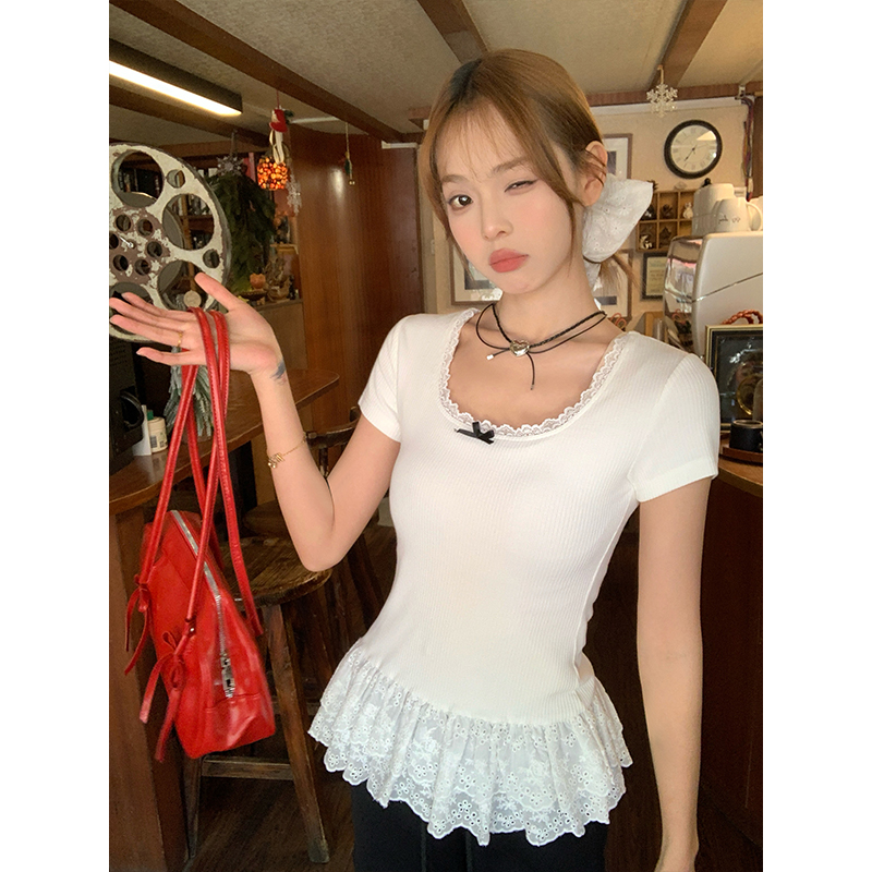 White lace lace short-sleeved T-shirt for women in summer ballet style design niche age-reducing shoulder slimming clothes