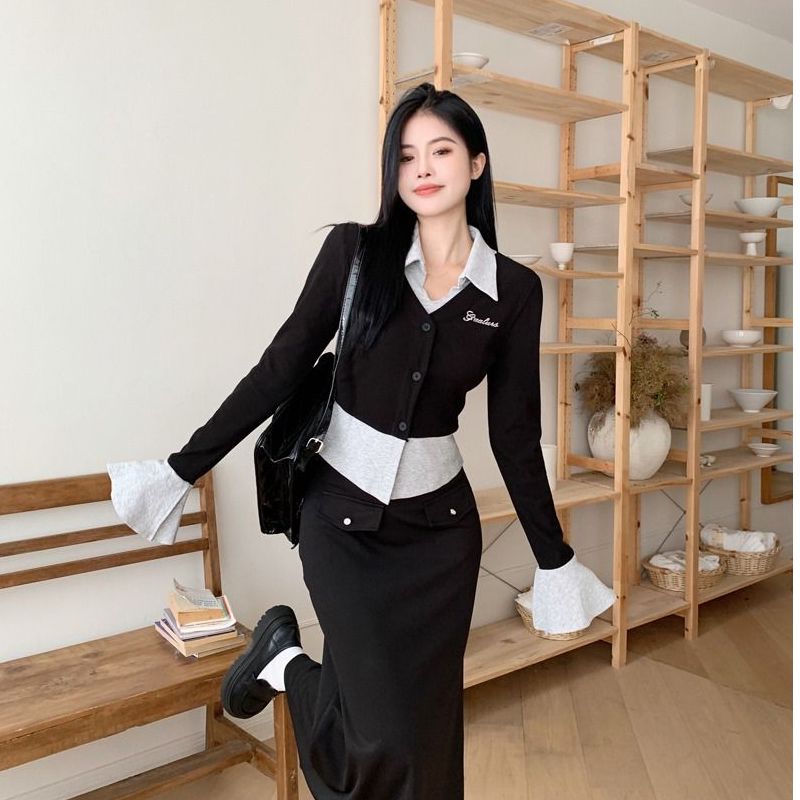 Original method: 260g hot girl contrasting color fake two-piece top for women in autumn