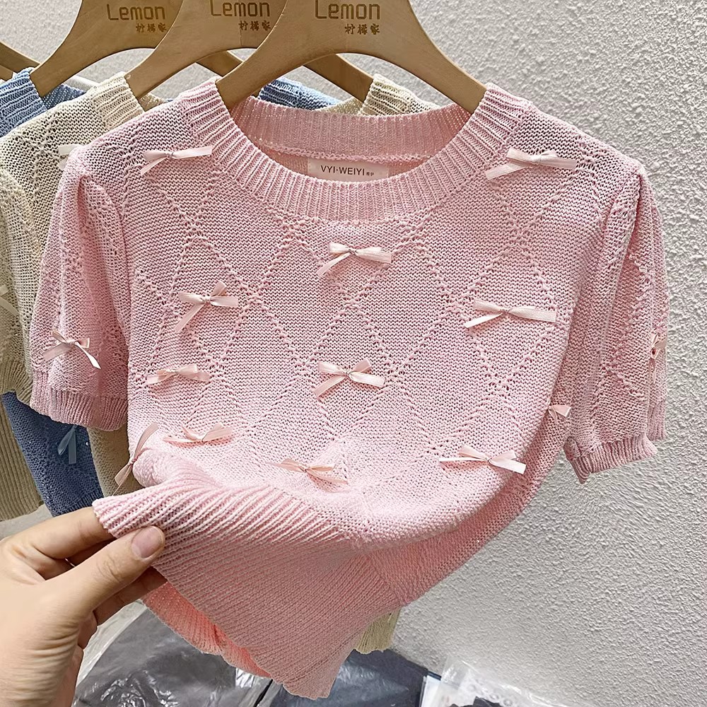 Short-sleeved sweater for women in summer thin hollow design niche ice silk sweater T-shirt top