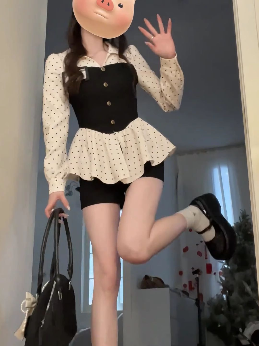 Korean slim-looking grand gold long-sleeved shirt retro black spliced ​​fake two-piece design waist-hugging contrasting top