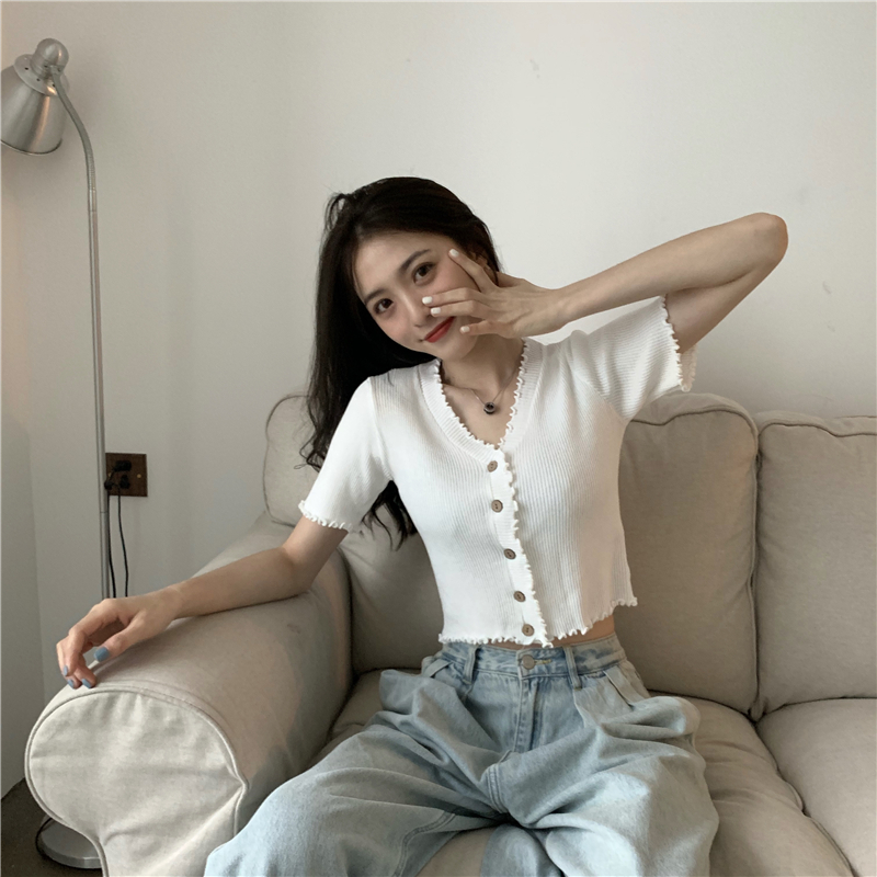 Real shot of new summer single-breasted V-neck knitted cardigan short-sleeved T-shirt