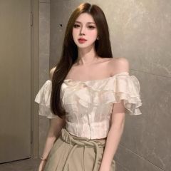 French white ruffled one-shoulder shirt for women in summer fish bones to make them look slim and short off-shoulder tops ins fashion