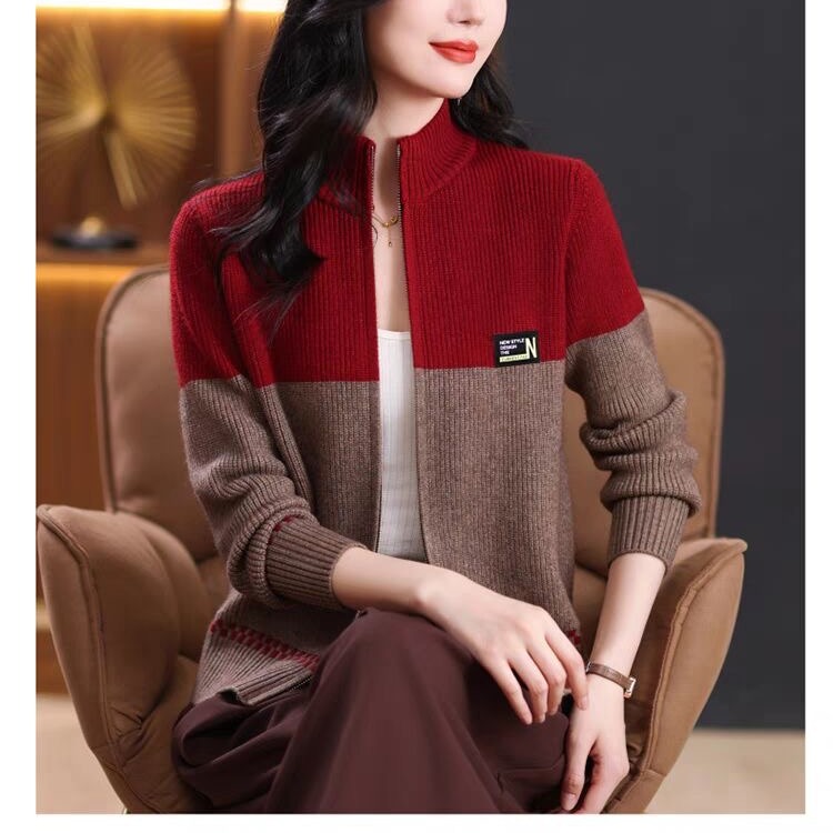 Cardigan 2025 women's spring and autumn stand collar zipper loose knitted top mother color-blocking sweater jacket