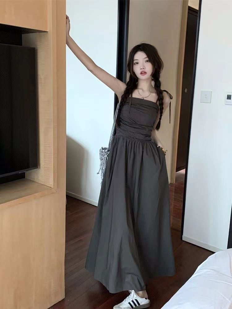 French Hepburn style strapless skirt pleated suspender dress for women summer temperament waist-hugging A-line long skirt apricot color skirt