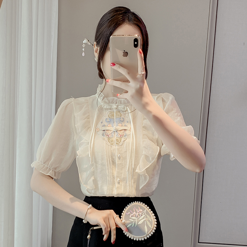 Real-life Chinese style shirt for women in summer new slim and versatile embroidered round neck French niche design cardigan top