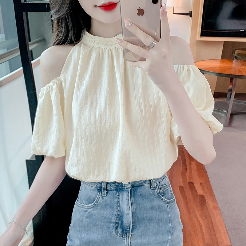 Real shot of 2025 Korean version of sexy round neck off-shoulder sweet summer pullover puff sleeves loose slim versatile top for women