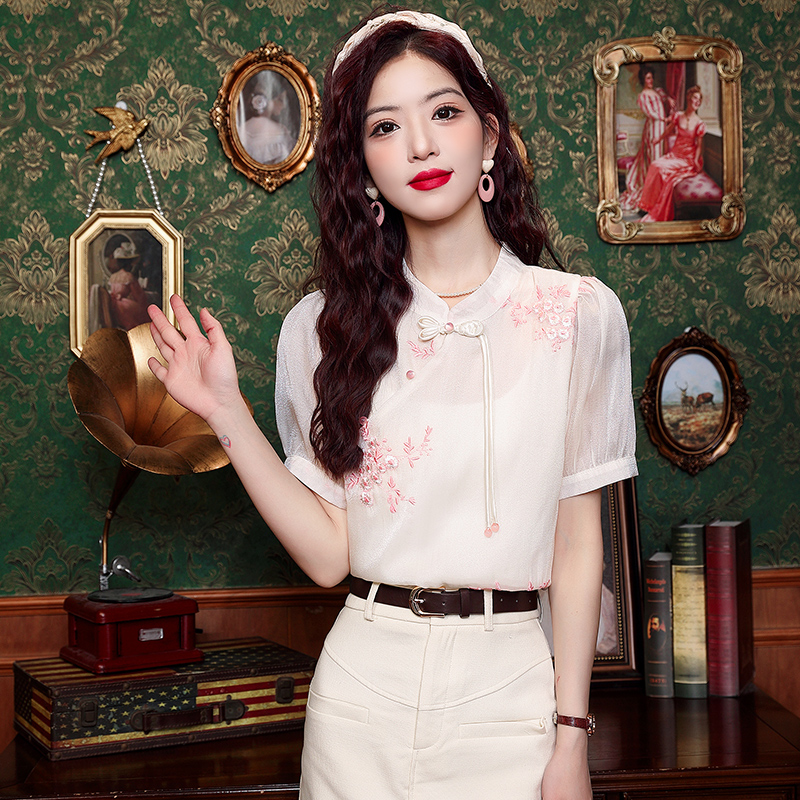 Real shot + video 2025 summer new Chinese style Chinese style fashionable temperament embroidered chiffon short-sleeved top