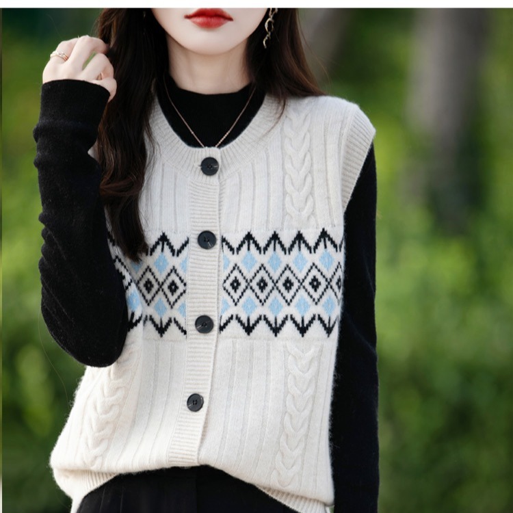 Jacquard thick vest sweater sleeveless cardigan vest layered with loose round neck and knitted shoulders