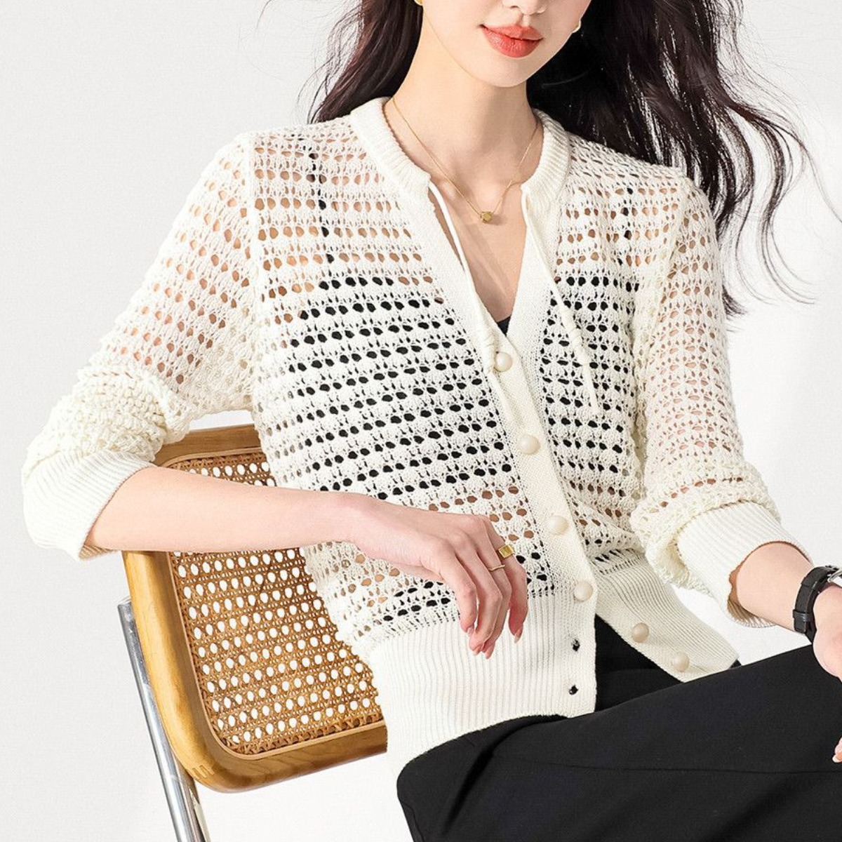 2025 new round neck hollow lace knitted cardigan for women's temperament age-reducing high-end thin jacket