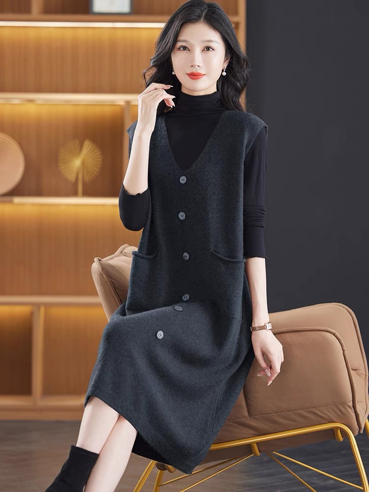 Long horse clip for women in spring and autumn, fashionable and fashionable vest vest dress with fat plus size sweater dress