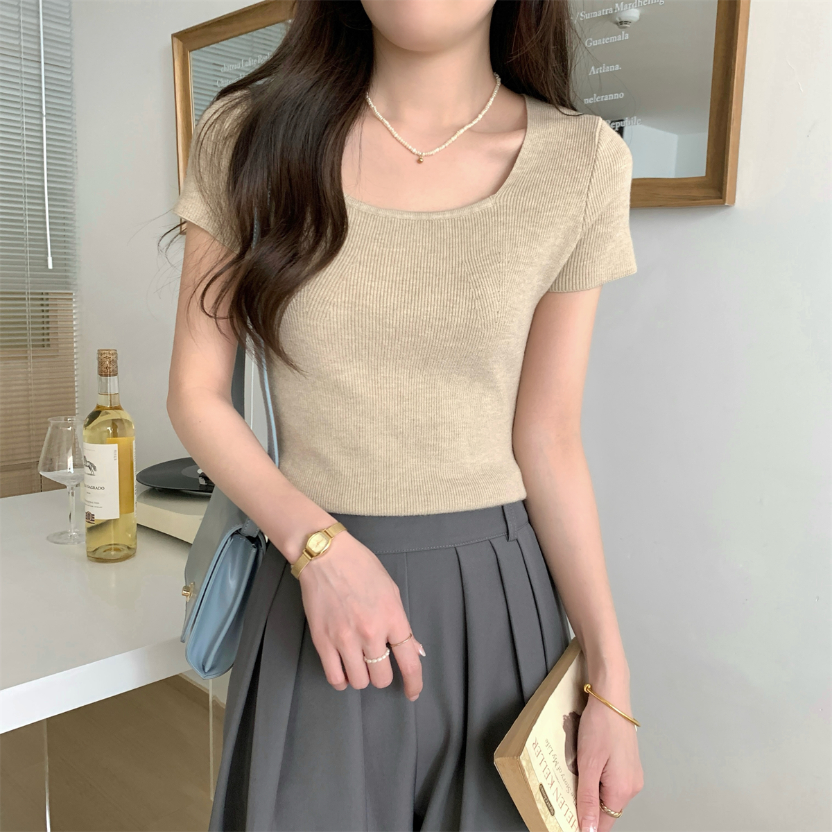 Shipped Tmall Quality Spring and Summer Korean Style Slim Temperature Square Collar Solid Color Versatile Casual Knitted Short Sleeve Top