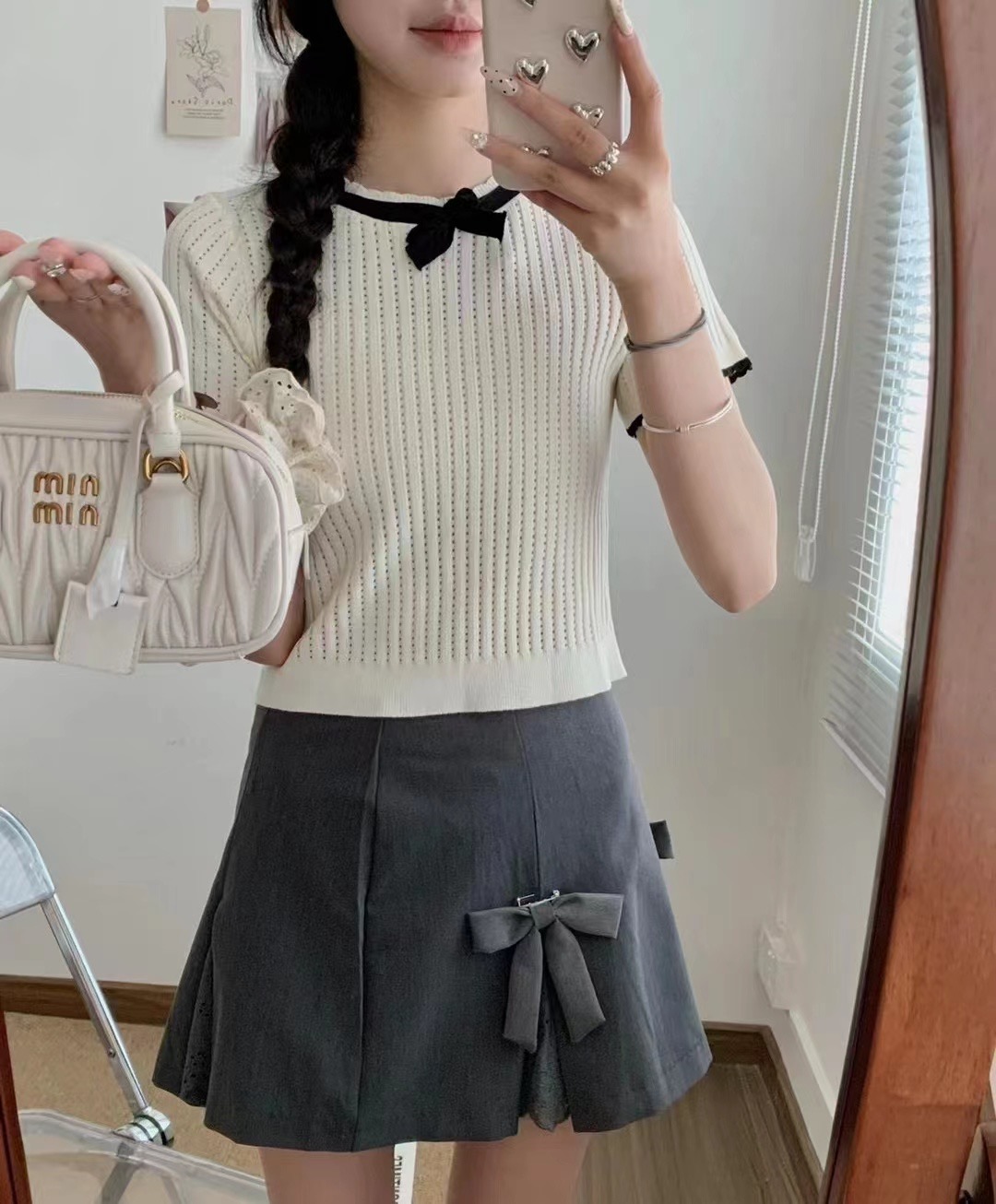 New summer Korean lady temperament knitted shirt with bow contrast hollow versatile short-sleeved top