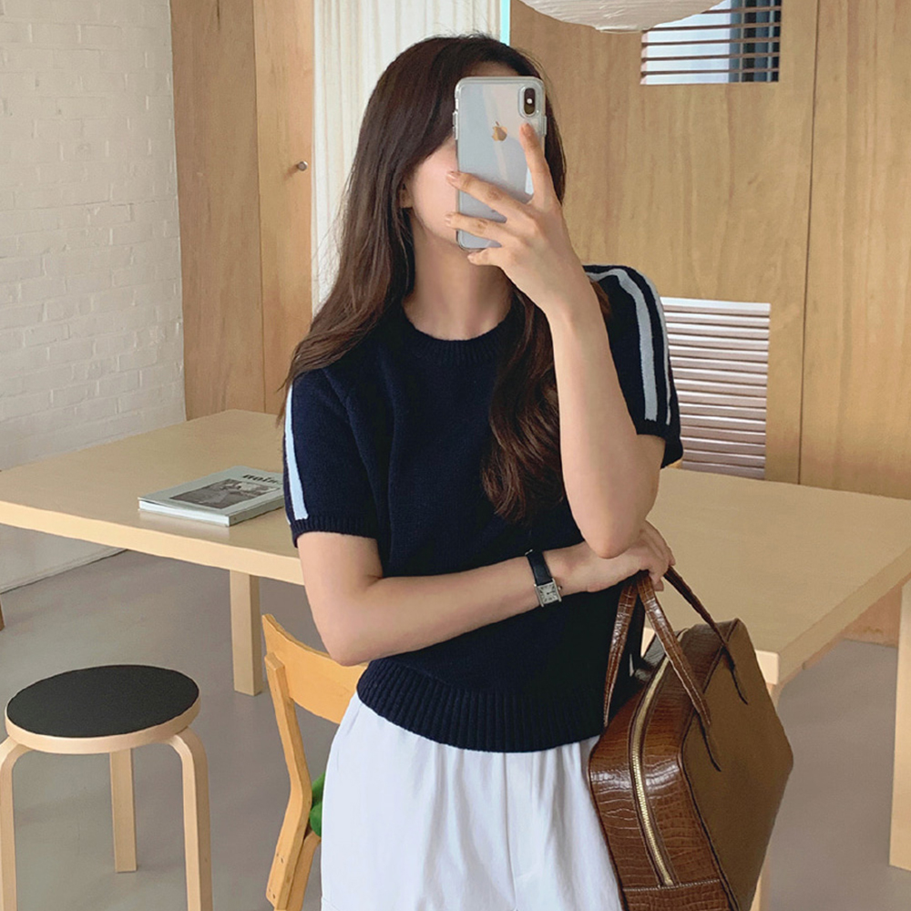 Original large size Korean new round neck sweater striped knitted sweater casual Japanese pullover short-sleeved top