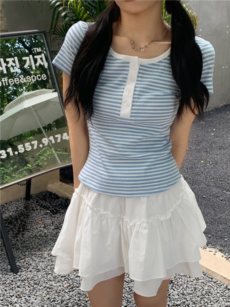 Sweet striped short-sleeved T-shirt for women in summer new niche button round neck slim and versatile tops cool silk