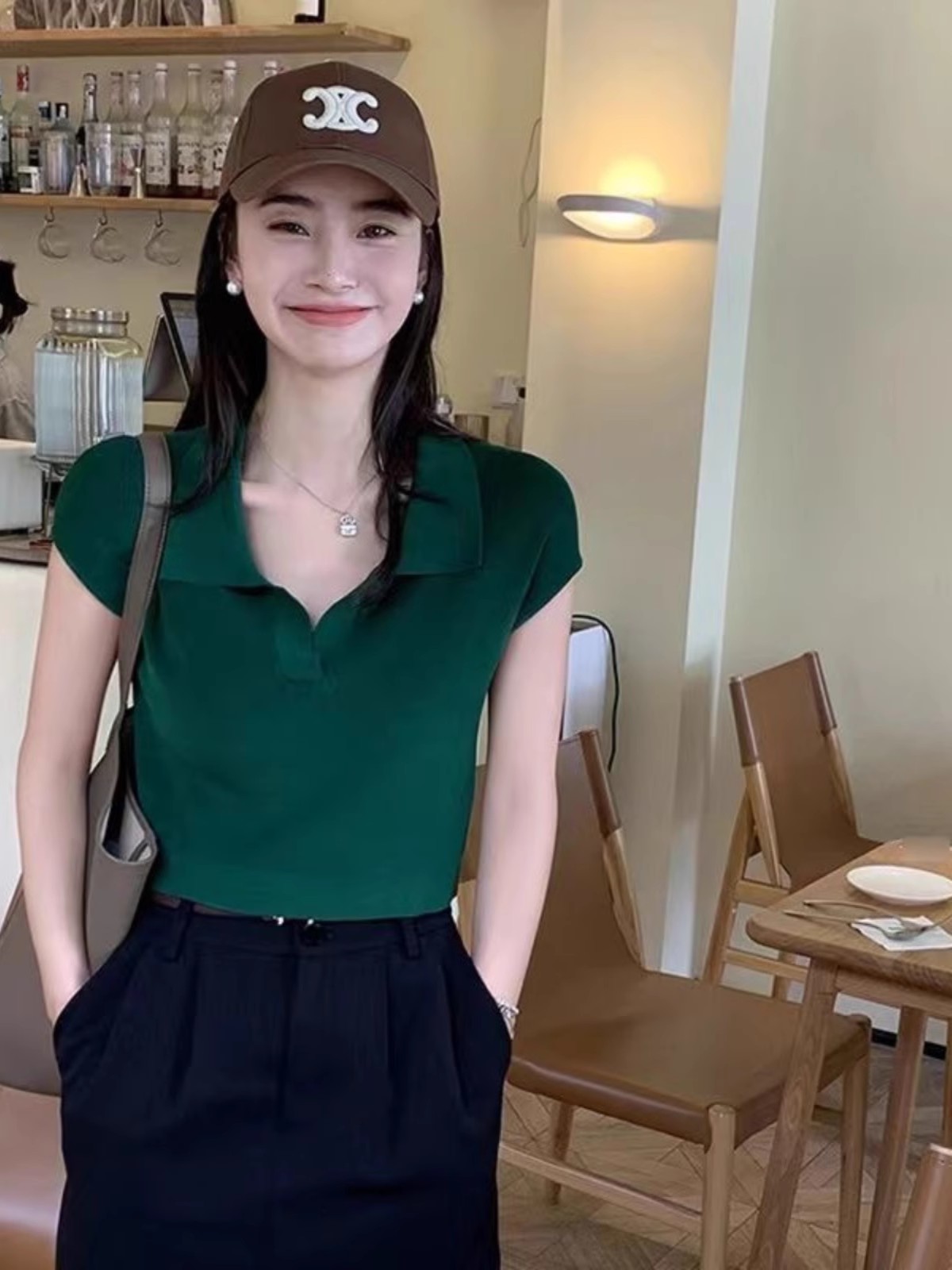 Has shipped POLO collar design niche slim temperament cute spliced ​​sweater short-sleeved summer top for women