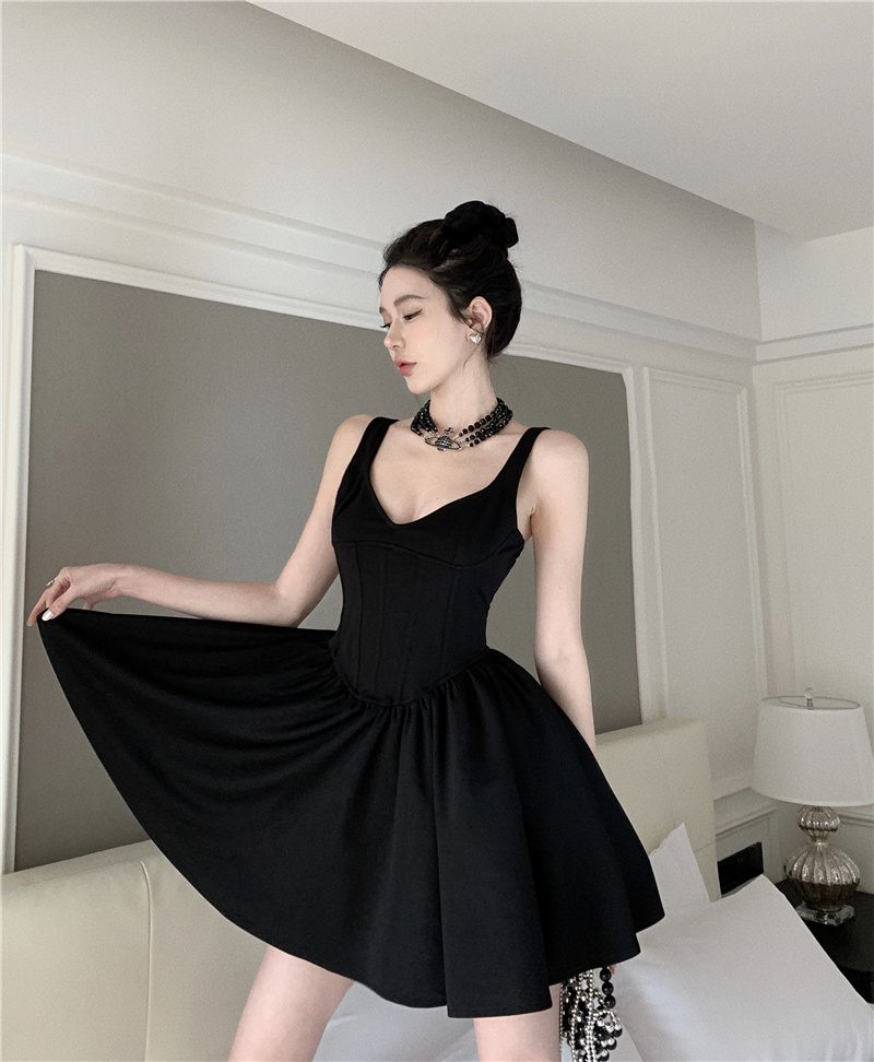 Real shot~ French fish bone waist-length chest-shaped split dress for women with retro slim waist-hugging A-sling suspender skirt