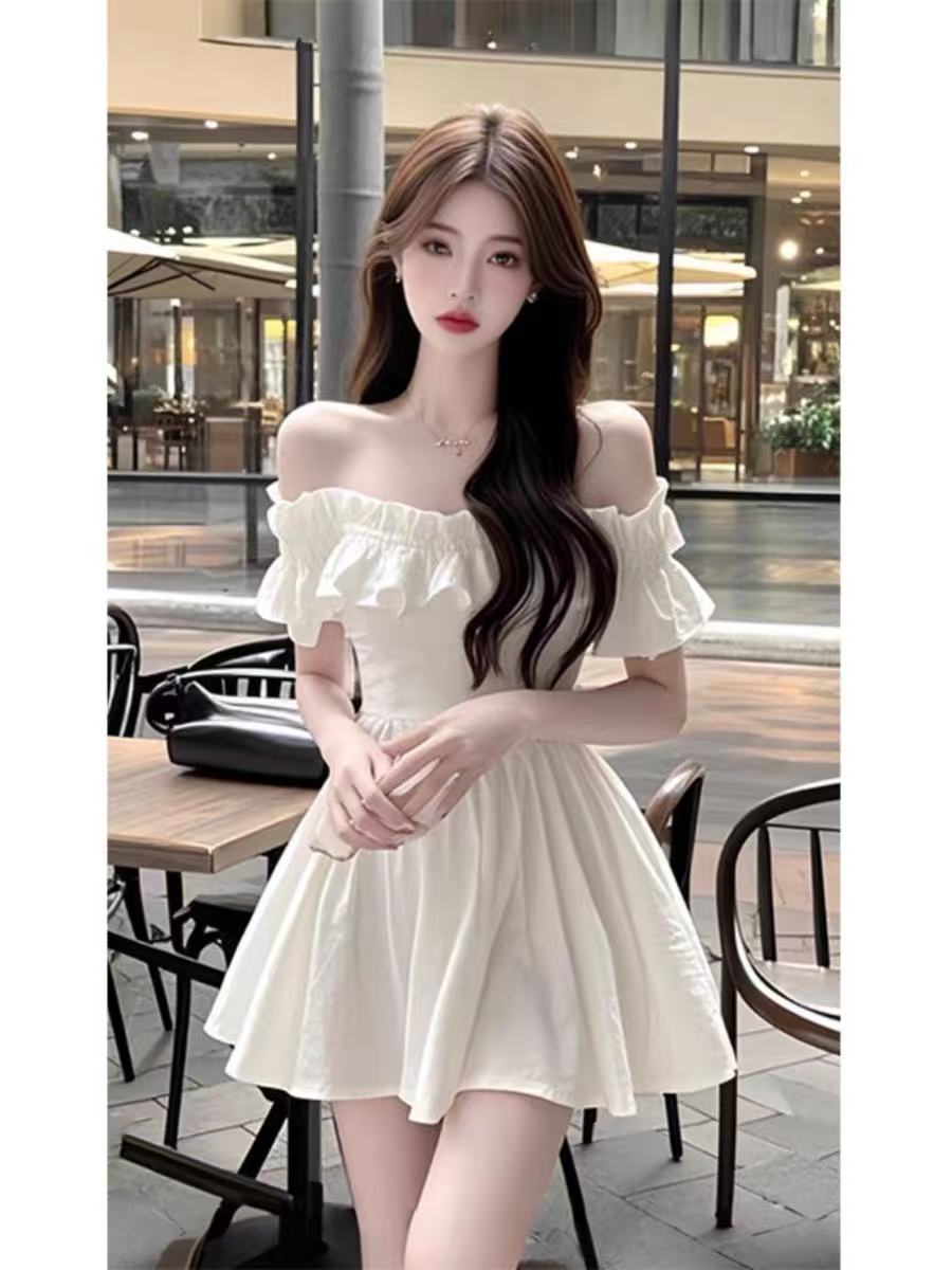 2025 summer new pure hot girl style one-shoulder short-sleeved dress white wood ear skirt women's clothing