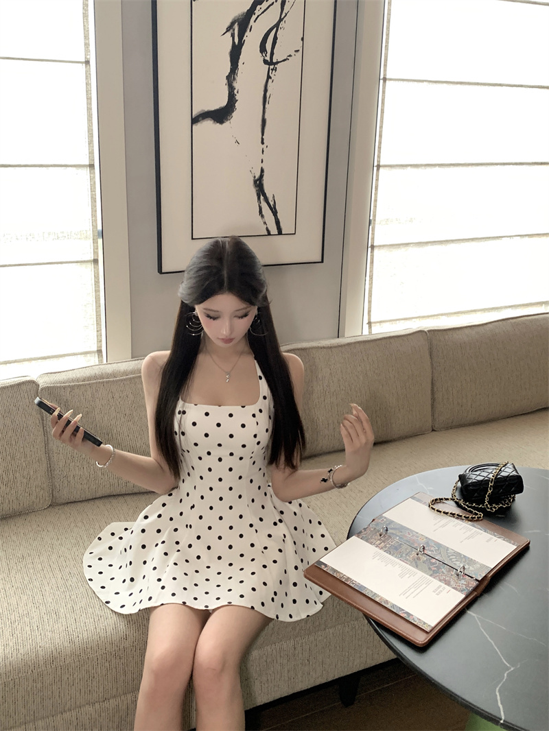Real shot~ French polka dot suspender dress for women 2025 spring new strapless a-line skirt waist-hugging skirt