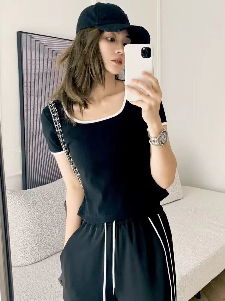 Shipped Clavicle T-shirt, Youkesi temperament, versatile contrasting square collar slim short-sleeved stretch top