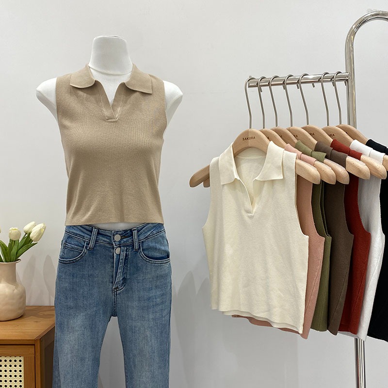 Temperament V-necked knitted small suspender vest for women with sleeveless hot girls short top T-shirt base shirt
