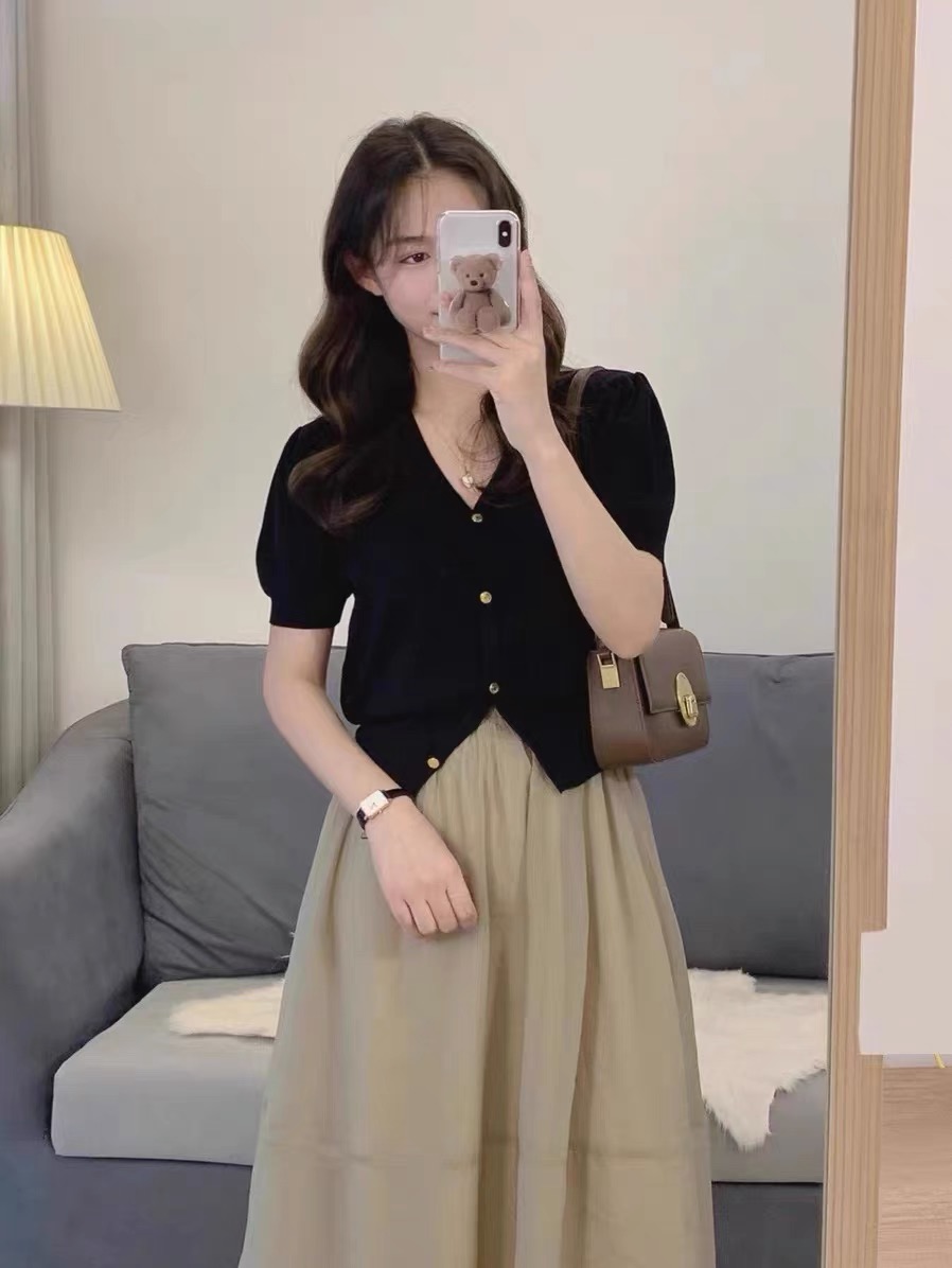 Shipped Spring and summer design short-sleeved V-neck top knitted cardigan sunscreen