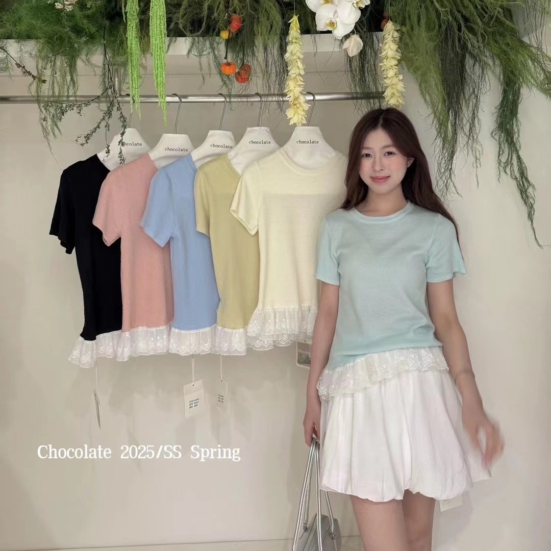 Korean ballet style round neck hem spliced ​​lace short-sleeved sweater versatile top for women