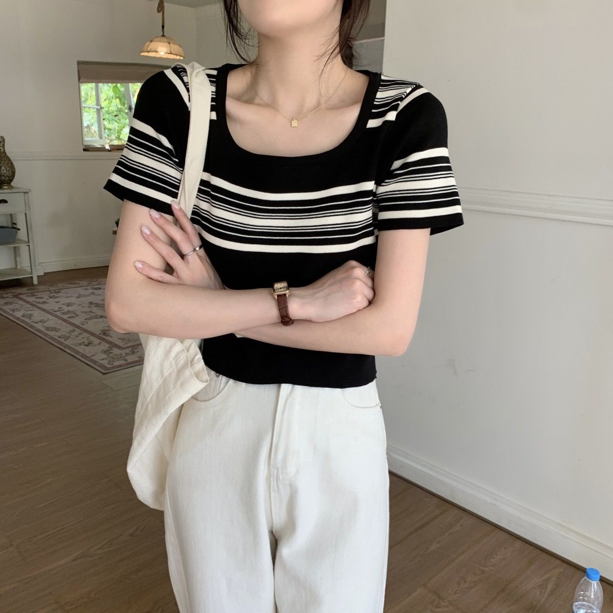 Shipped T-shirt for women's summer new French style square neck contrast striped versatile sweater short-sleeved top
