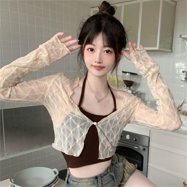 Shipped Chiffon shirt new summer design hot girl long-sleeved sun protection cardigan + short neck hanger
