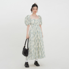 Shipped Square collar retro dress for women 2025 summer new slim and gentle style tea break skirt