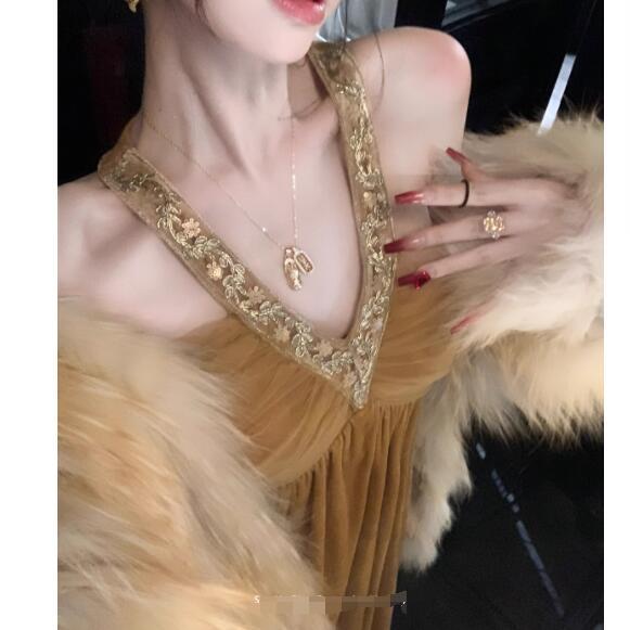 Has shipped autumn and winter dress thickened fashionable V-neck halter neck velvet long skirt temperament slim dress