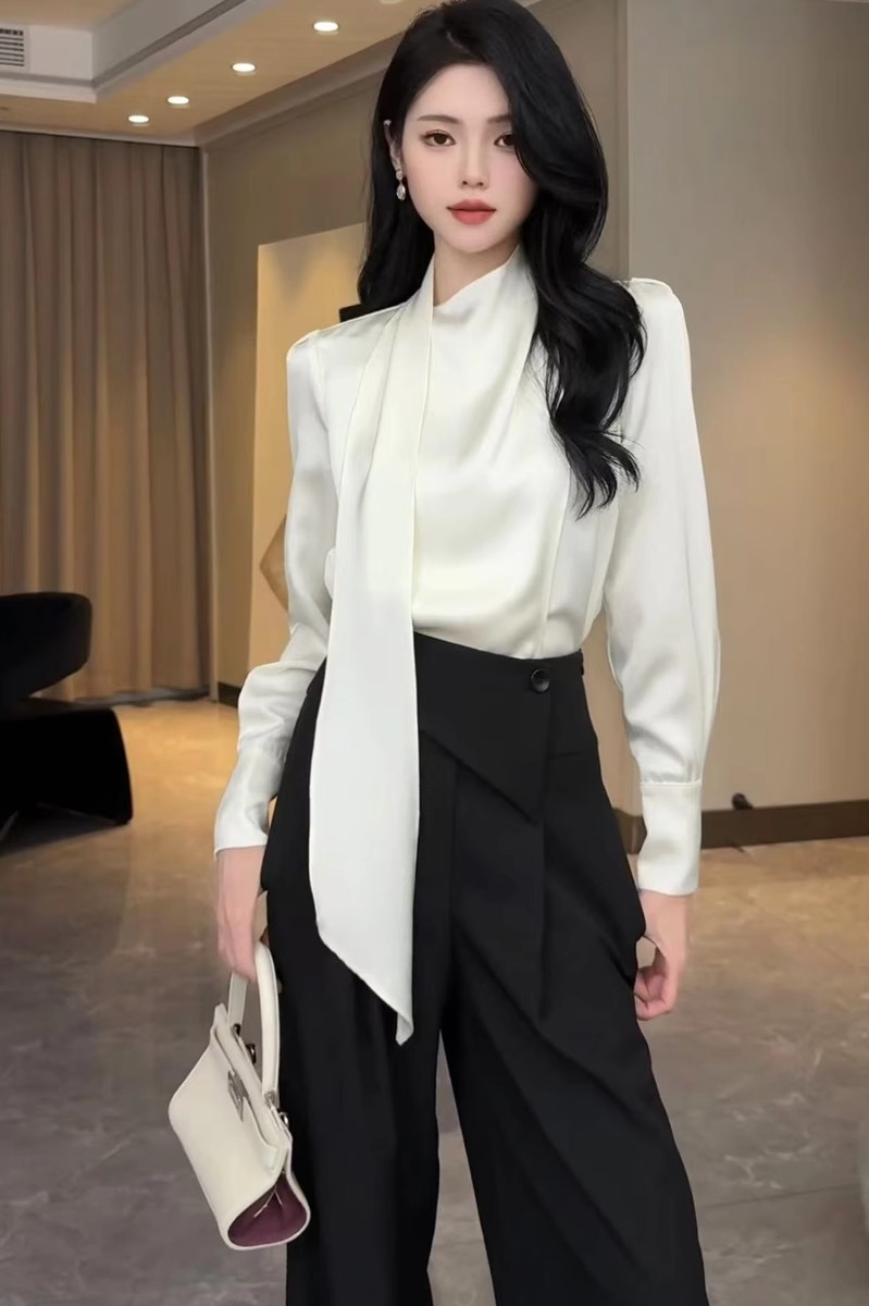 Shipped 2025 Spring and Autumn New French high-end fashion long-sleeved shirt top with a high waist to make you look slim and wide