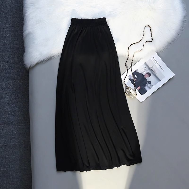 Shipped long skirt mid-length versatile high waist covers hips to make you look slim and fashionable striped knitted skirt for women