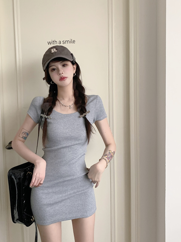 Shipped Short-sleeved T-shirt dress for women, summer small, basic skirt, waist tight and hip-pack short skirt