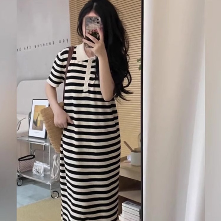 Shipped Dress for women's summer new fat MM loose design long short-sleeved T-shirt skirt