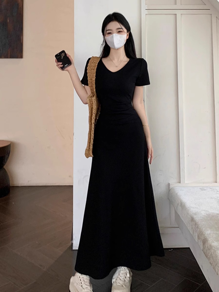 Shipped Pure V-neck black dress with summer short-sleeved sexy slim waist-hugging long skirt