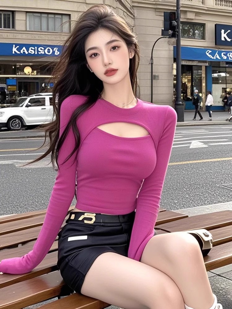 Shipped, Autumn and Winter Rose Red Hollow Short Base Shirt for Women's Inner Wear Design