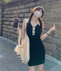 Shipped Pure hot girl hip-pack knitted dress for women new slim and slim temperament base skirt