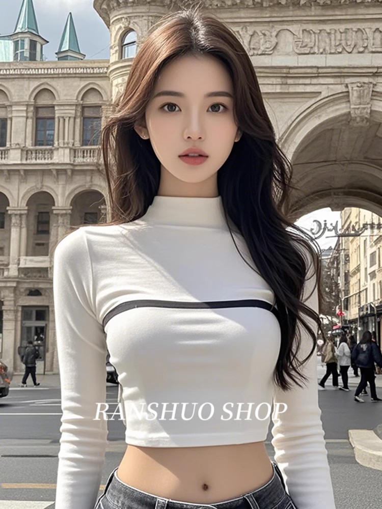 Shipped pure hot girl short navel top for women in autumn, small tight and slim long-sleeved T-shirt