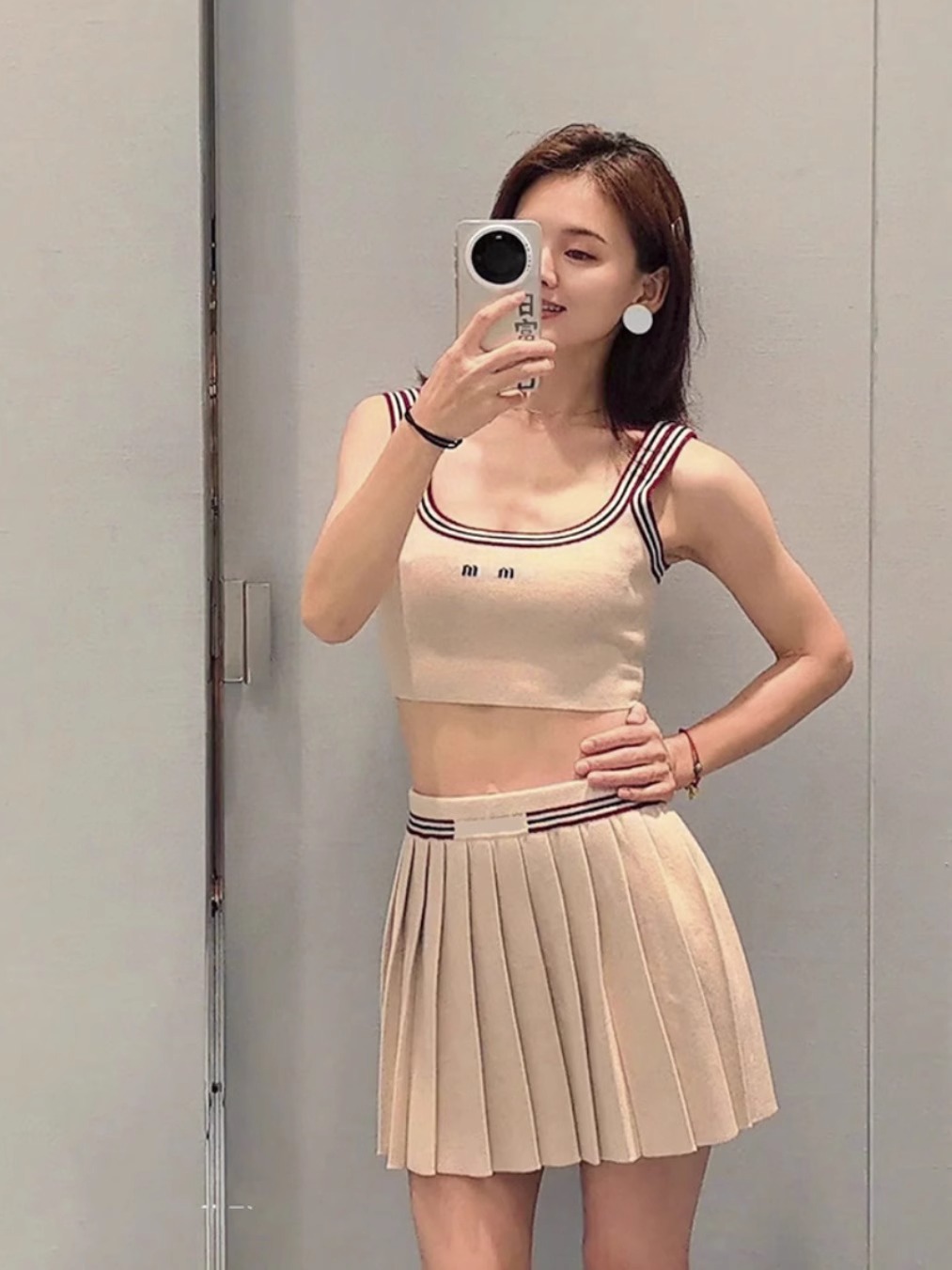 Shipped 2025 new off-white vest suspender women's short tight contrasting shoulder strap college style